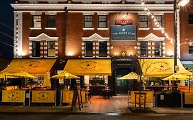 The White Star Tavern